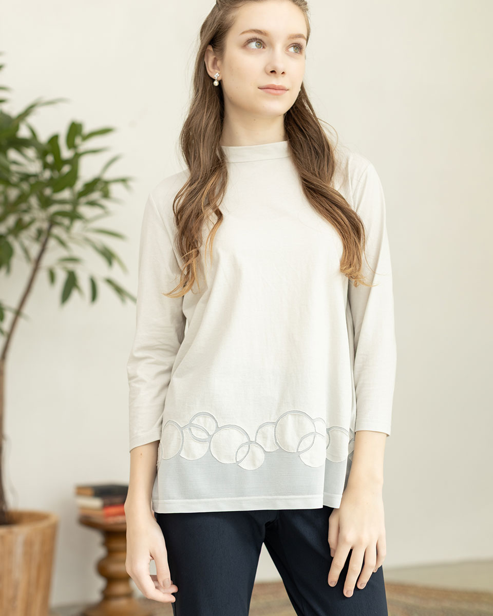 Marisa Grace 強撚綿刺繍カットソー